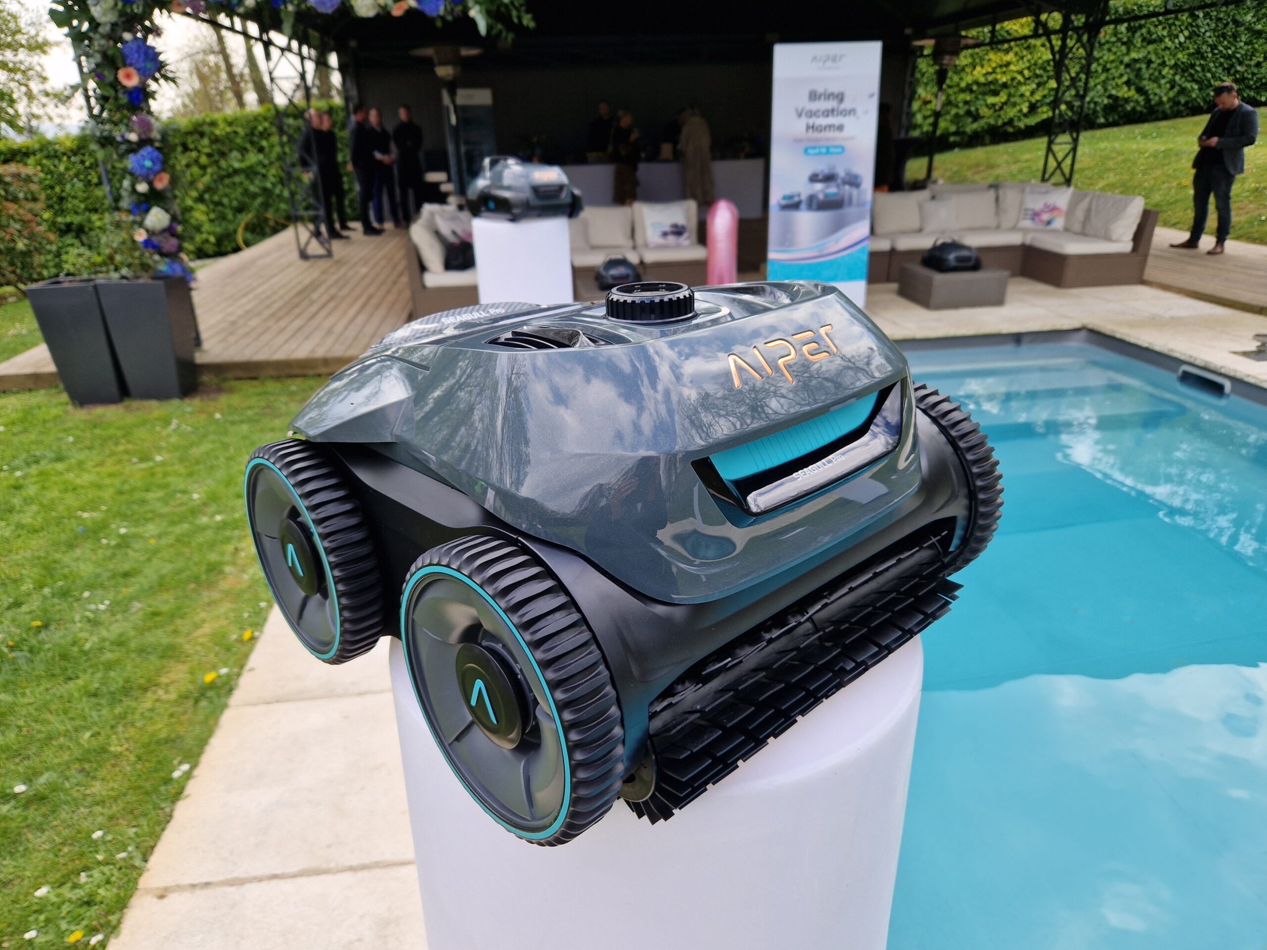 AIPER Robot Piscine, Aspirateur Piscine pour 90 Minutes D